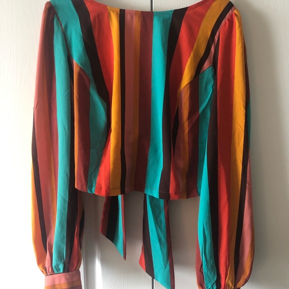 Colourful Striped cropped Forever 21 long-sleeve blouse with open tie back - Picture 2 of 7